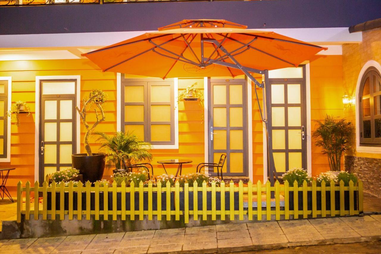 Steed Hotel Dalat Bagian luar foto