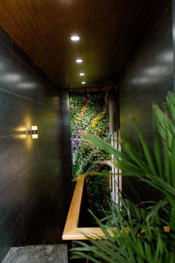 Steed Hotel Dalat Bagian luar foto